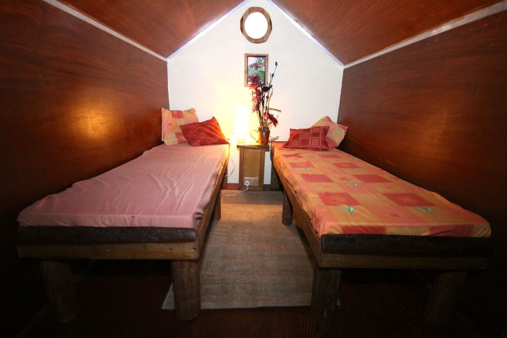 Cabin photo 2