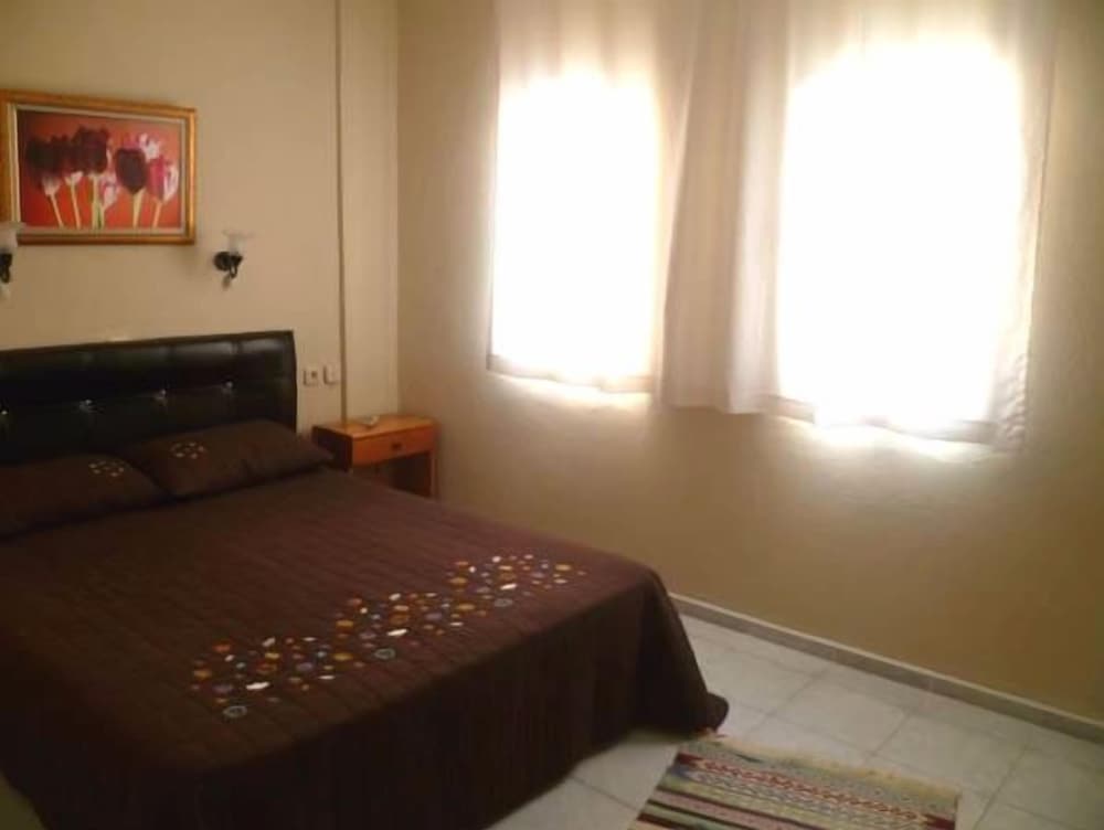 Apartment photo 2