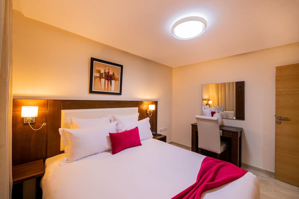 Premium Apartment - Photo 5