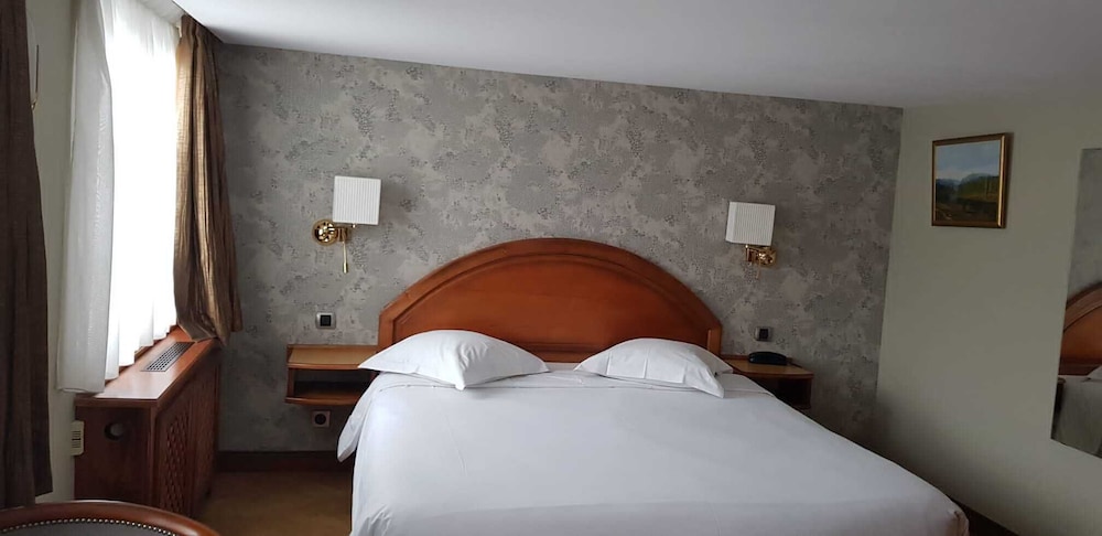 Superior Double Room - Photo 1