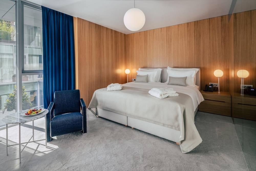 Premium Double Room photo 2