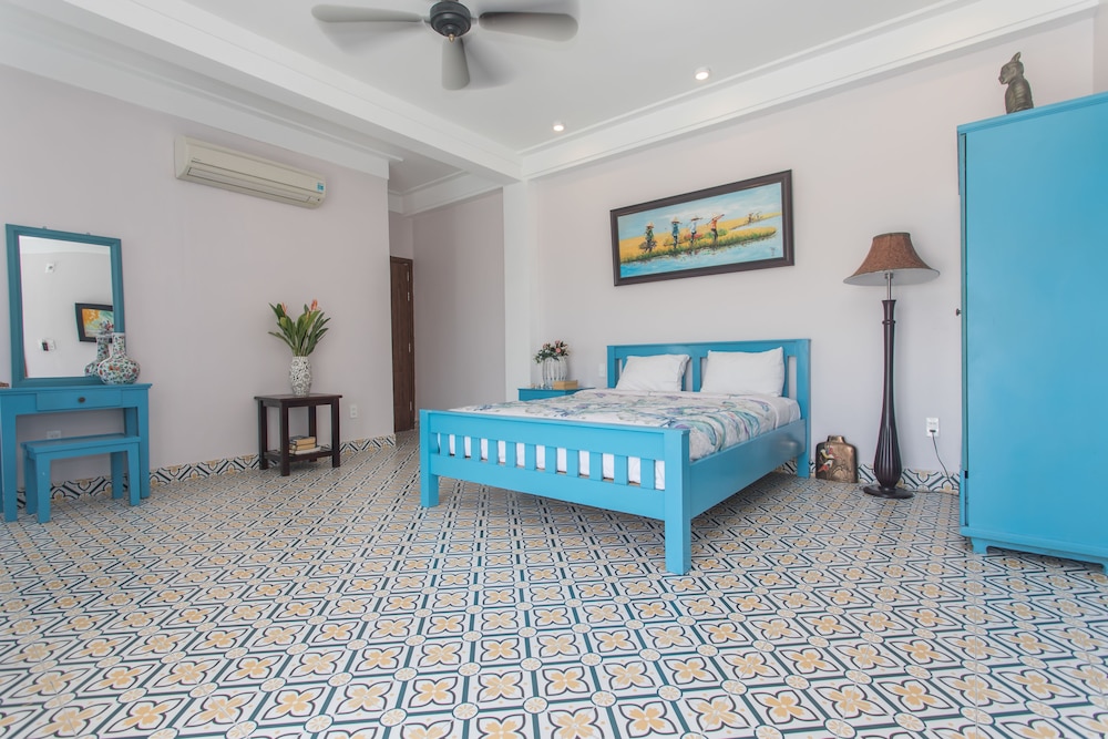 Premium Triple Room, Pool View photo 2