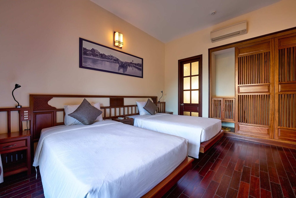 Standard Double or Twin Room photo 1