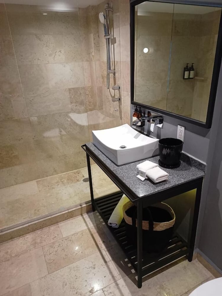 Interior View Suite photo 3
