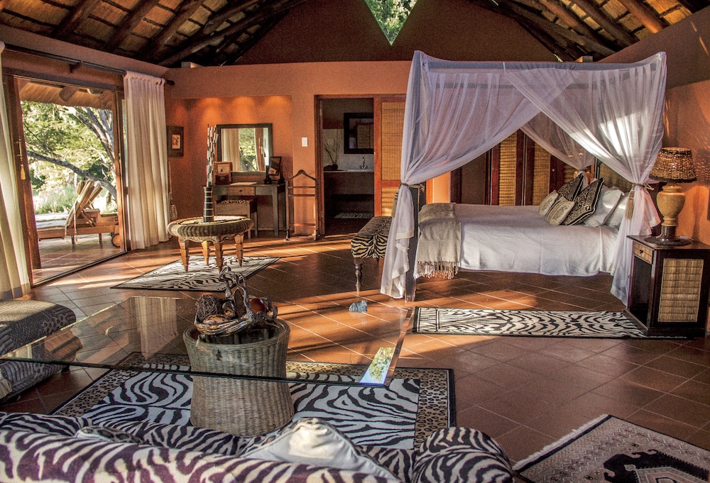 Honeymoon Suite photo 1