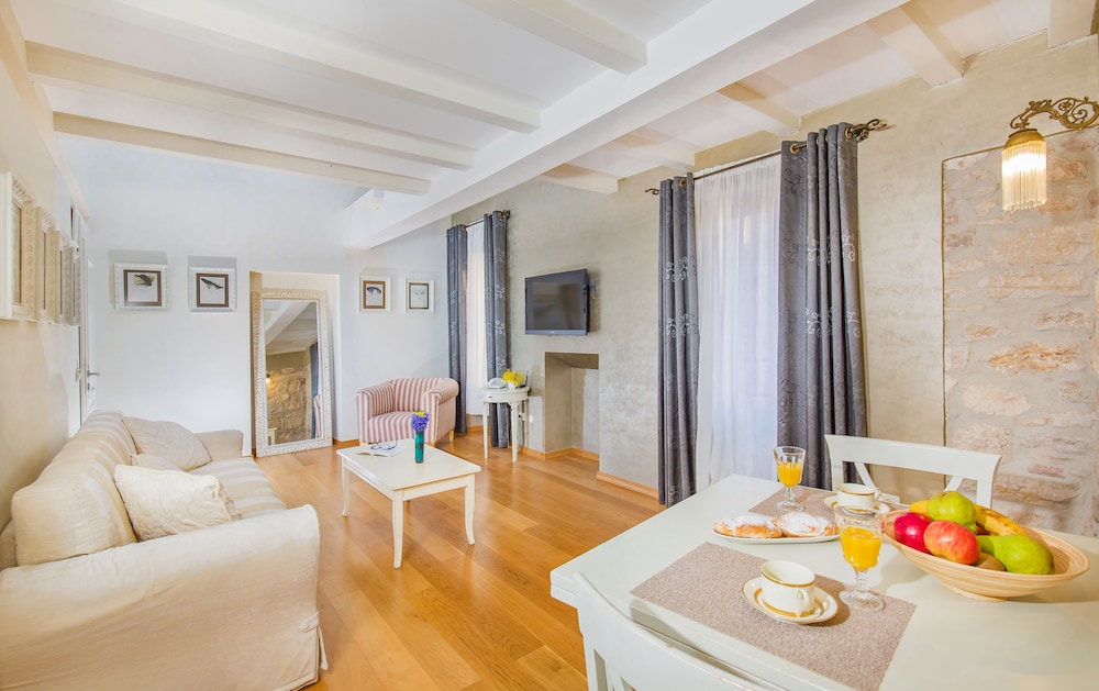 Superior Apartment - Photo 5