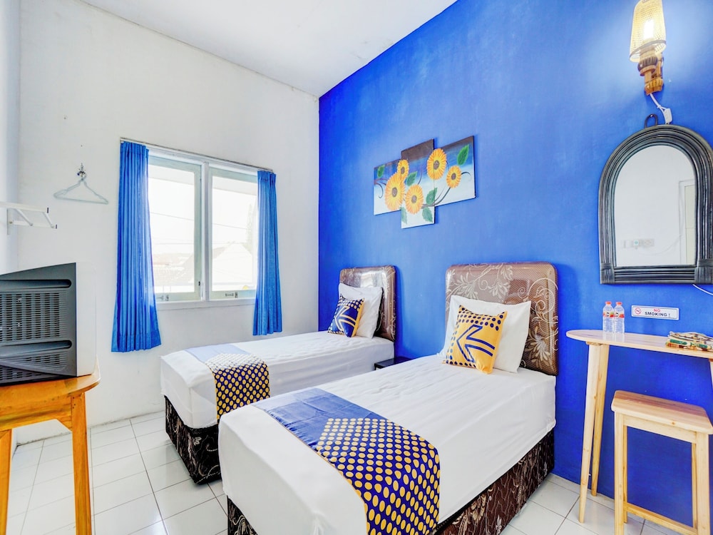 Economy Twin Room
