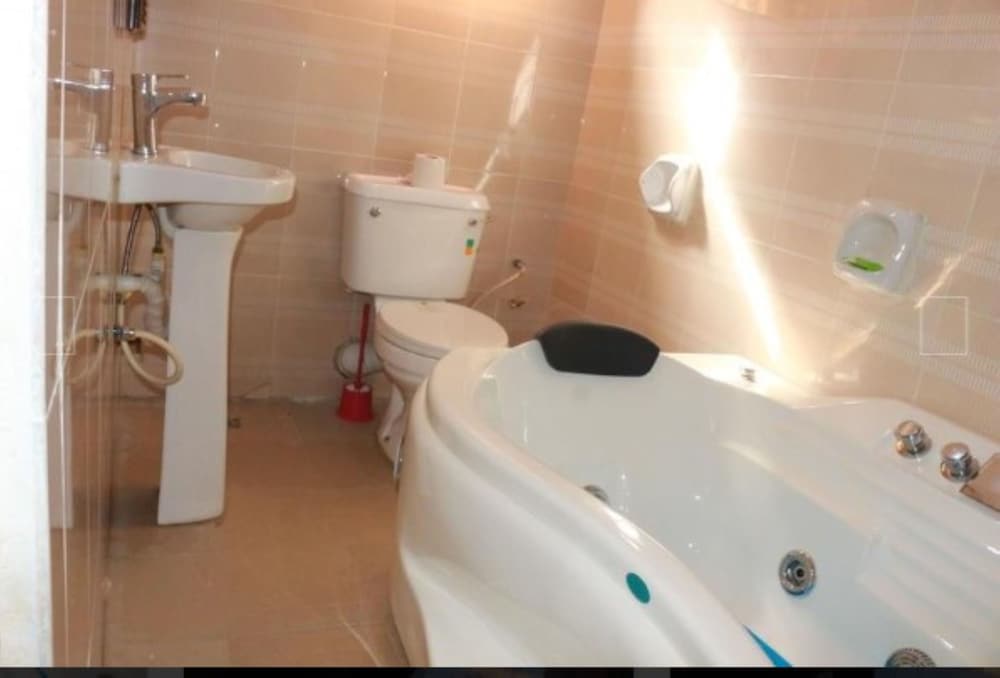 Executive Room photo 2