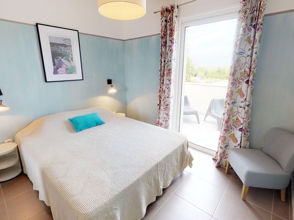 Apartment, Ensuite, Pool View (F4 120m² (4)) photo 3