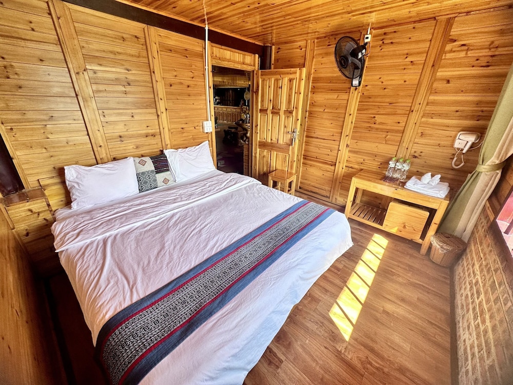 Superior Room, Ensuite, Mountain View - Photo 1