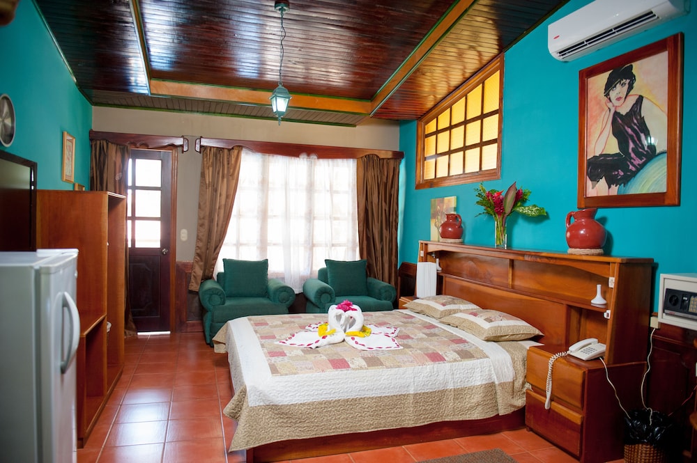 Standard Room - Photo 4