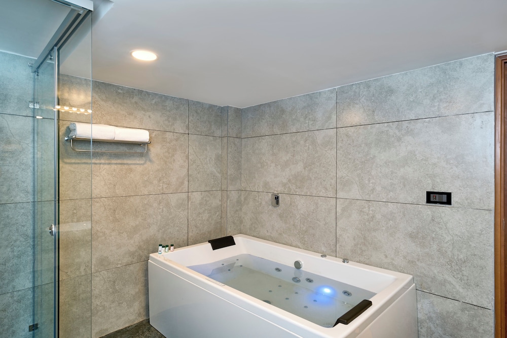 Presidential Suite, Valley View photo 1
