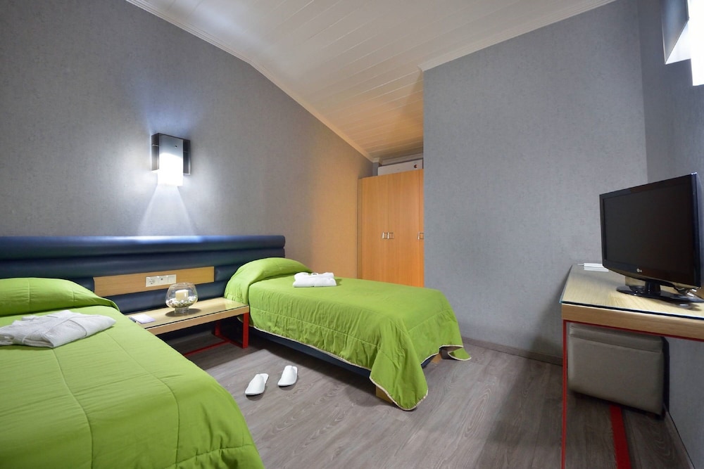 Executive Maisonette Sea View - Photo 5