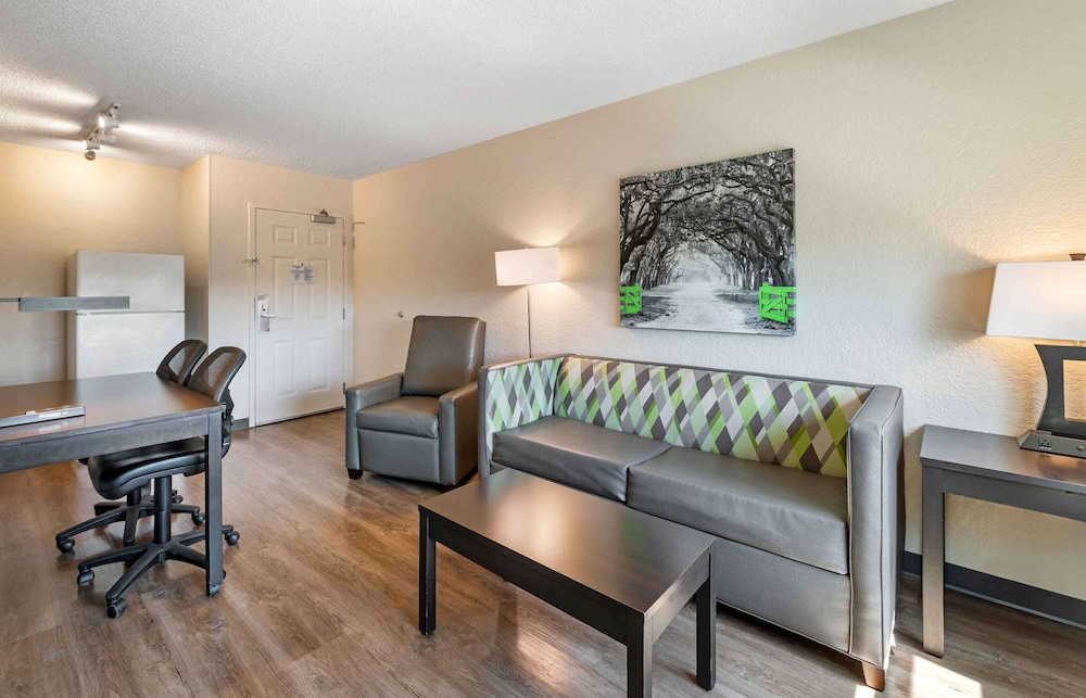 Superior Studio, Multiple Beds, Non Smoking photo 2