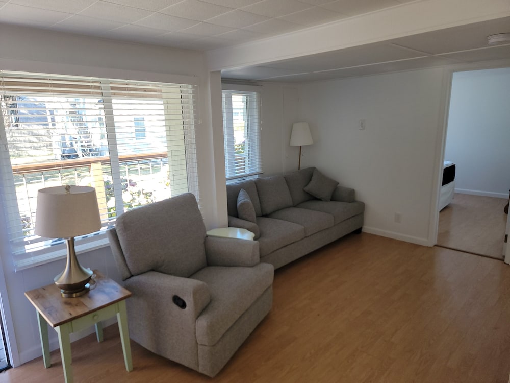 Larch Cove Cottage photo 3