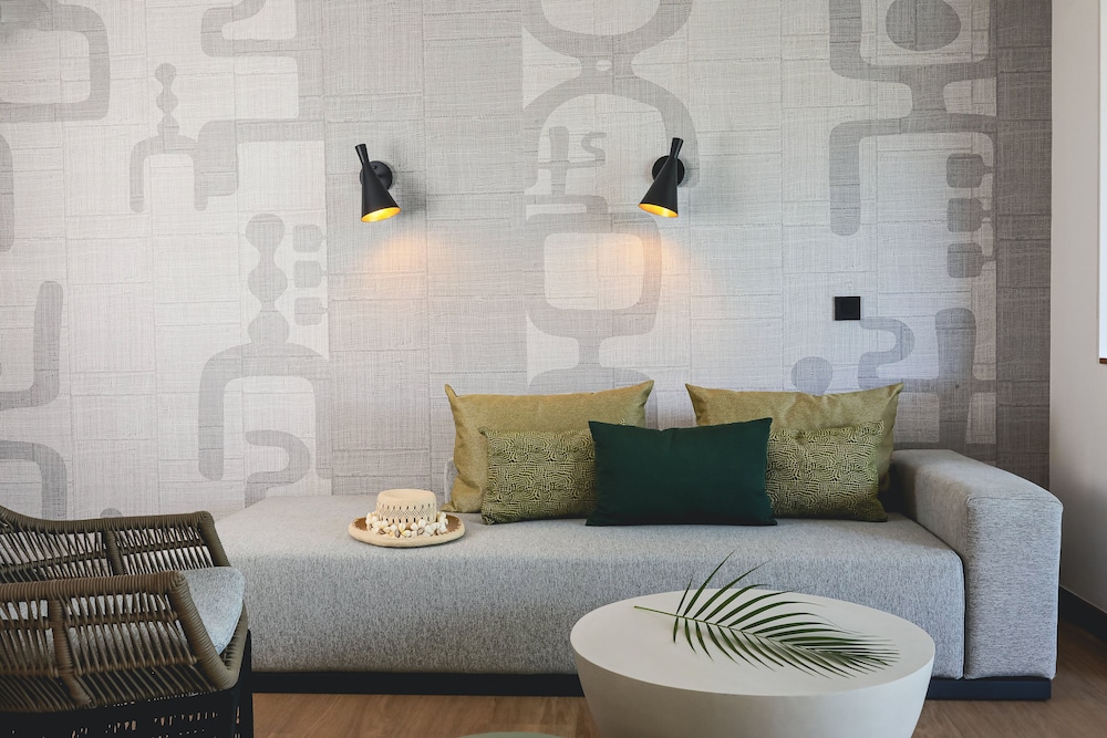 Signature Suite, 2 Bedrooms, Hot Tub, Oceanfront