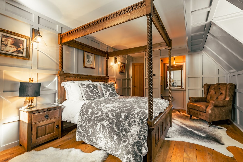 Double Room (The Chamber) photo 1