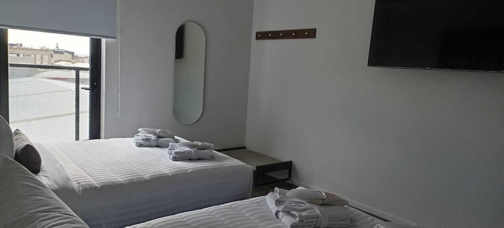 Executive Room - Photo 3