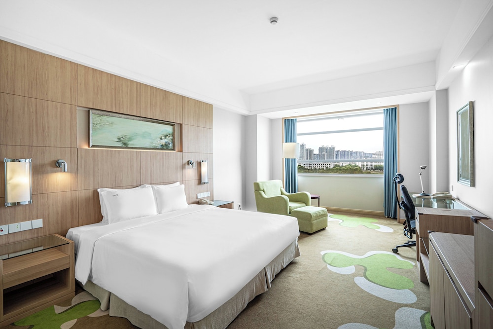 Standard Room, 2 Twin Beds, Garden View - Photo 6