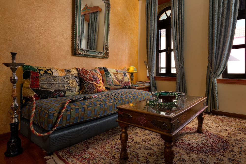 Deluxe Suite, Jetted Tub, Sea View (Bosporus) photo 2
