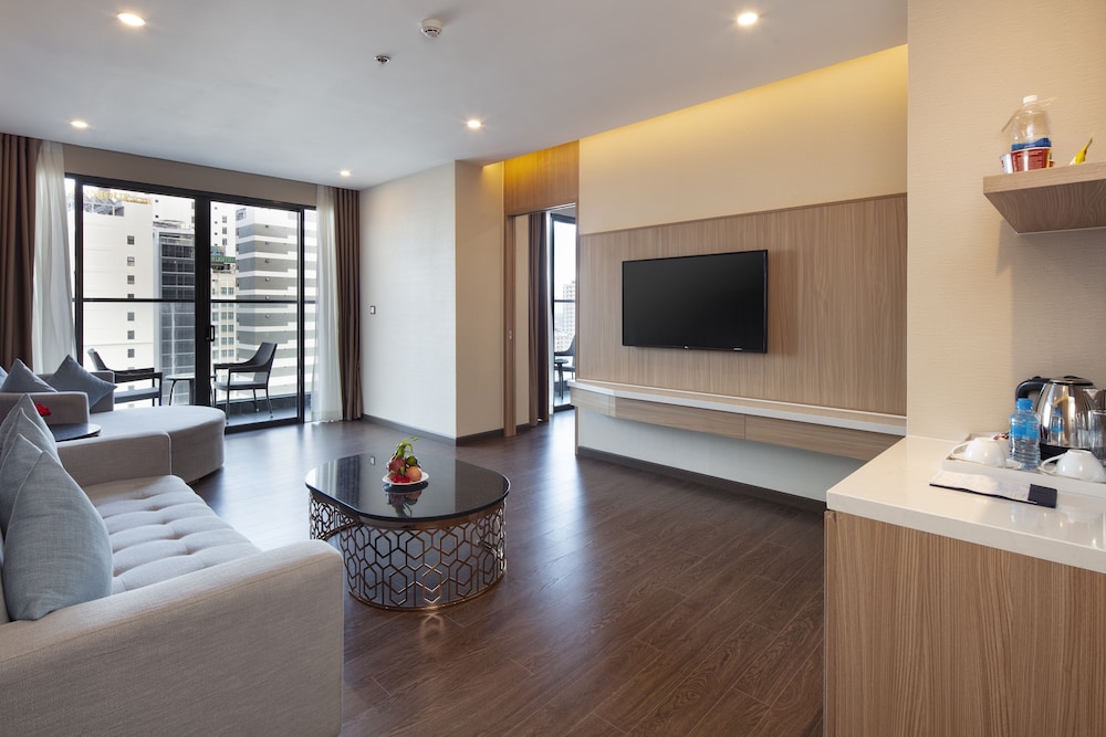 Executive Suite, Balcony - Photo 6