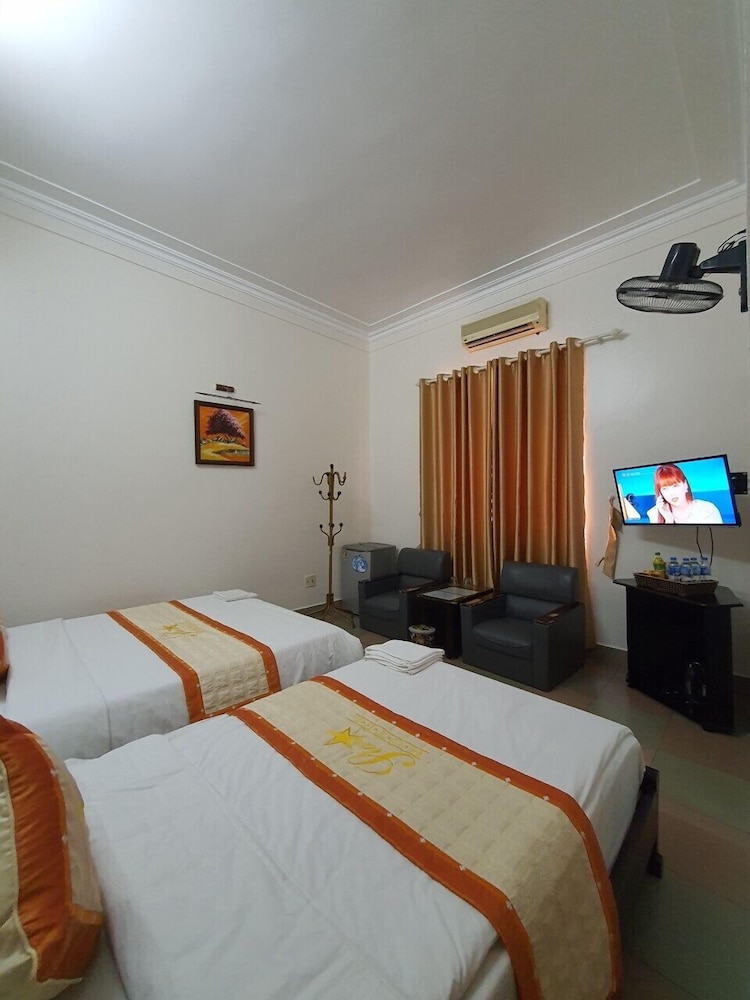 Deluxe Family Room photo 2