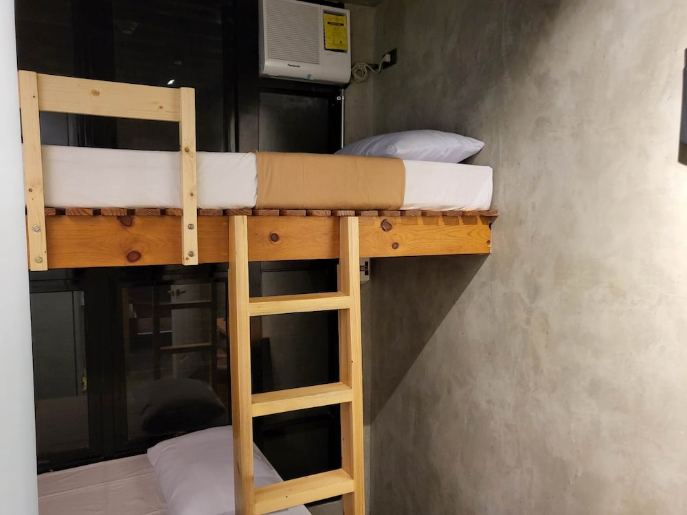Basic Single Room photo 1