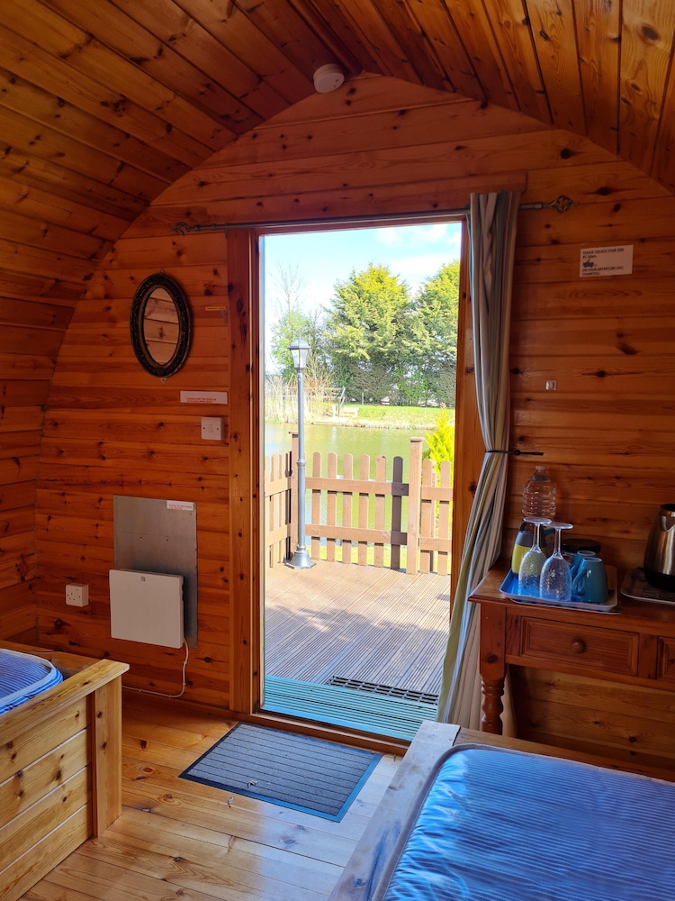 Classic Chalet, Lake View (Swallow - Glamping Pod ) - Photo 6