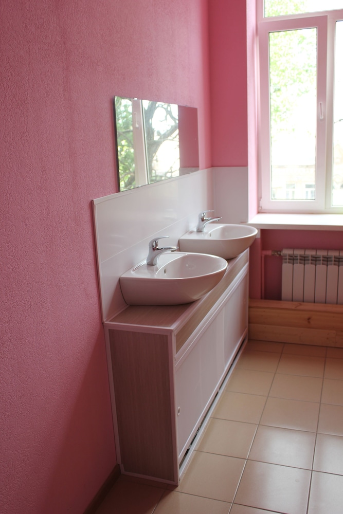 Superior Shared Dormitory, Mixed Dorm, Non Smoking (4 beds) photo 2