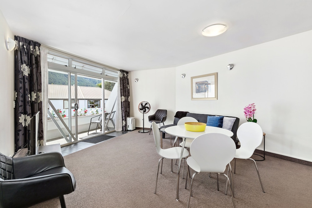 Family Apartment, 2 Bedrooms, Mountain View (Amity) photo 3