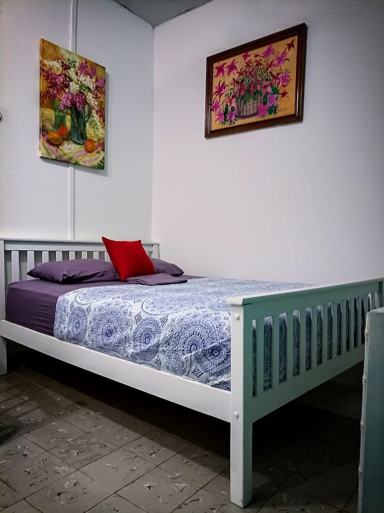 Classic Triple Room, Courtyard View, Ground Floor photo 3