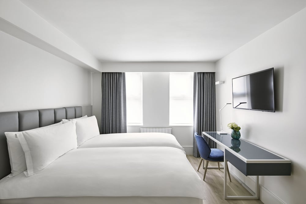 Deluxe Apartment, 2 Bedrooms (Brick Street Residence) thumbnail 5