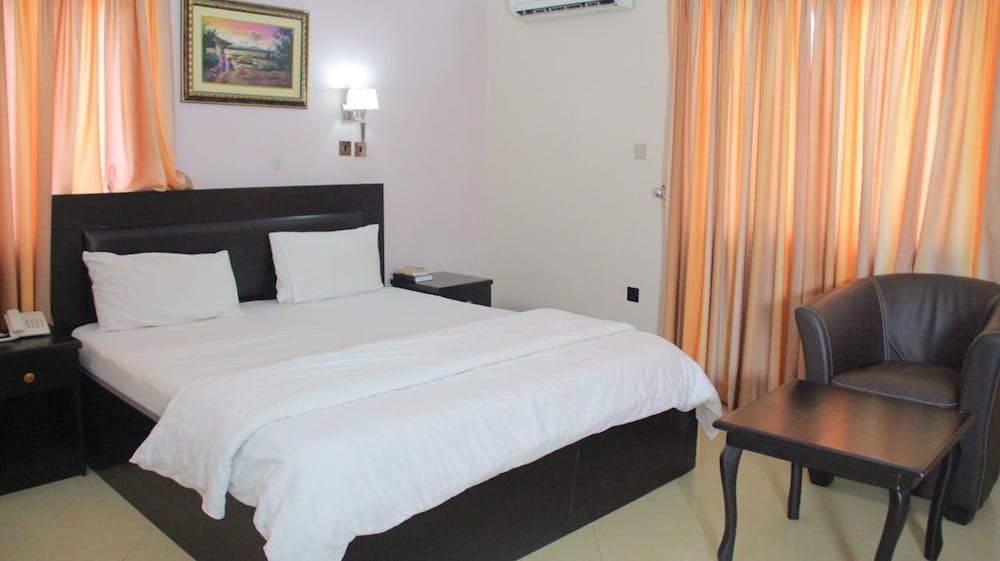 Classic Room - Photo 1