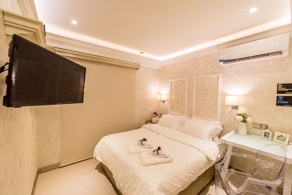 Deluxe Double Room (CJ 1) - Photo 3