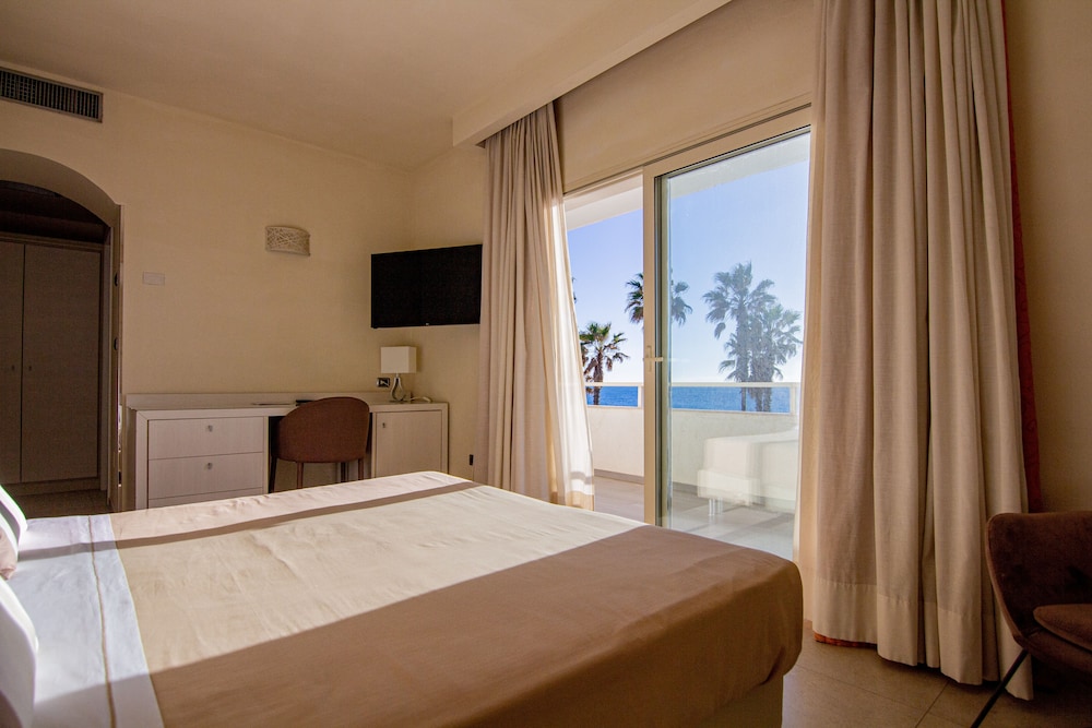 Comfort Room, Sea View