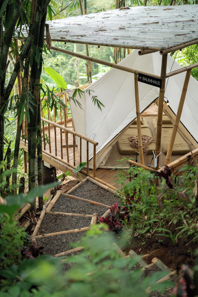 Tent (BAUMHAUS)