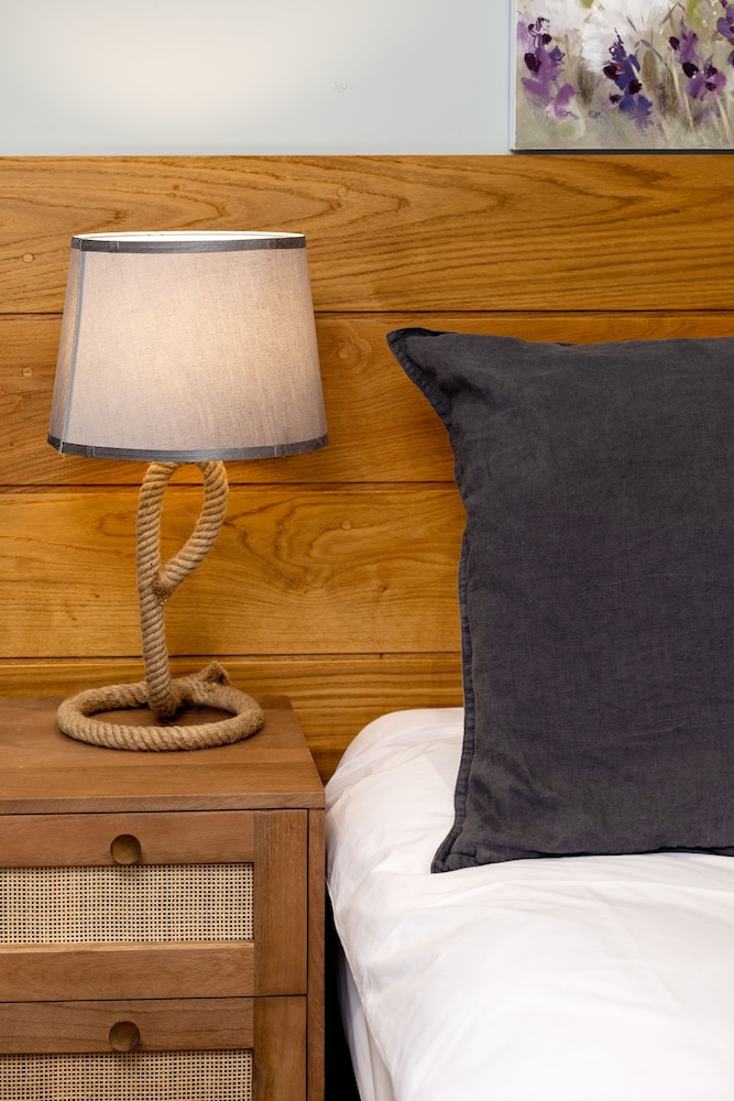Double or Twin Room, Ensuite photo 2