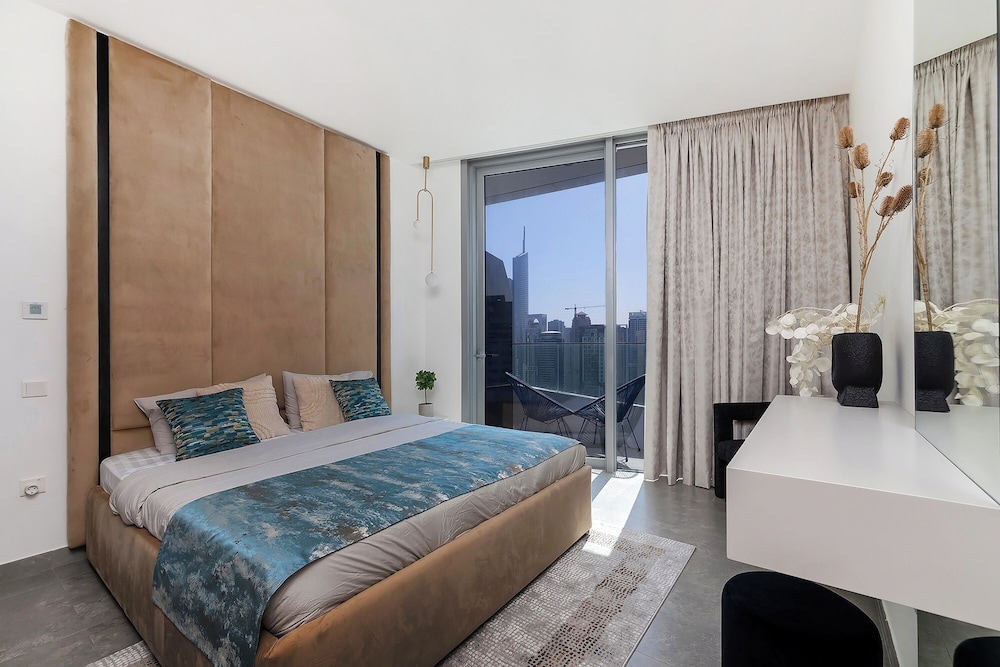 Premium Apartment, 1 Bedroom, Balcony, City View photo 1