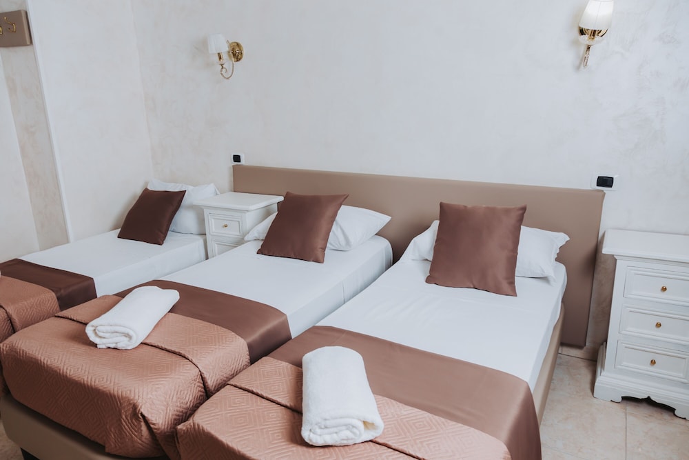 Classic Triple Room