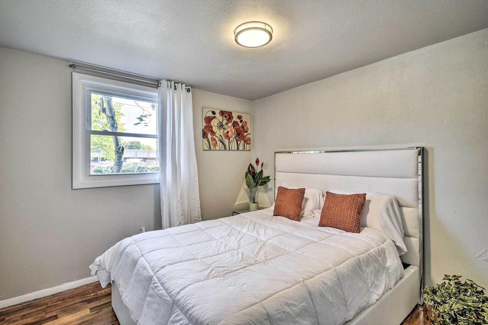 House (4 Bedrooms) photo 2
