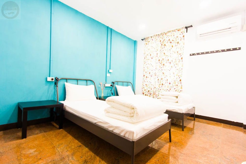Economy Twin Room, 1 Bedroom photo 3