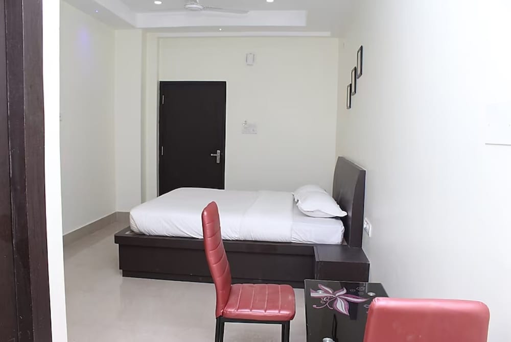 Deluxe Double Room photo 2