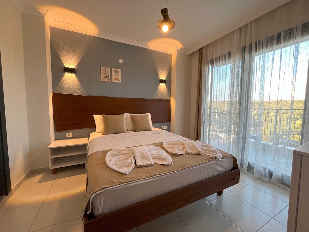 Standard Double Room, Balcony, Garden View photo 1
