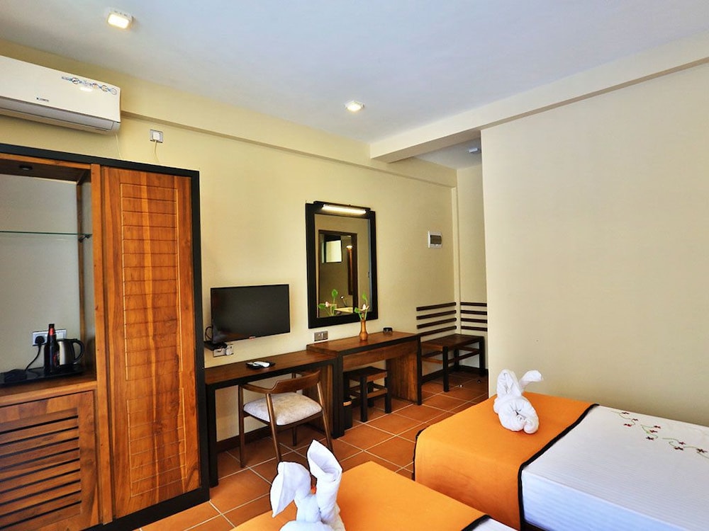 Deluxe Twin Room, 2 Twin Beds, Non Smoking photo 2