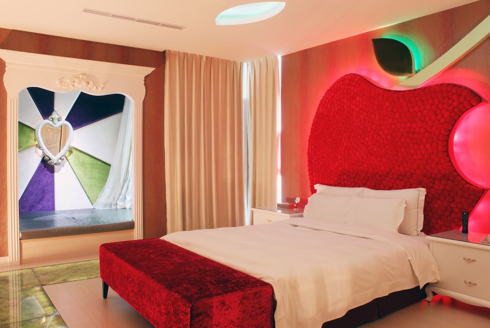Suite (Check in time starts from 6pm) photo 1