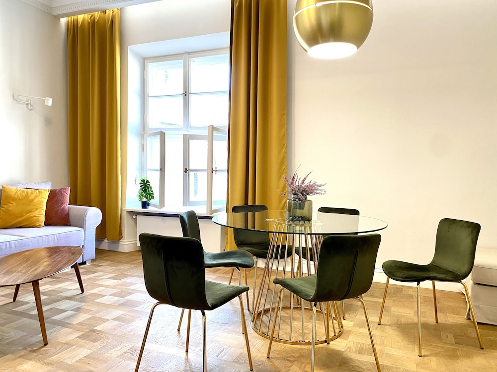 Deluxe Apartment, 2 Bedrooms, City View photo 3