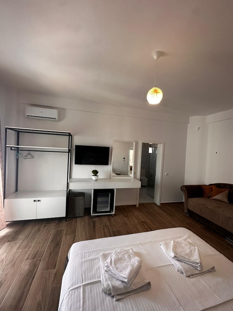 Luxury Quadruple Room
