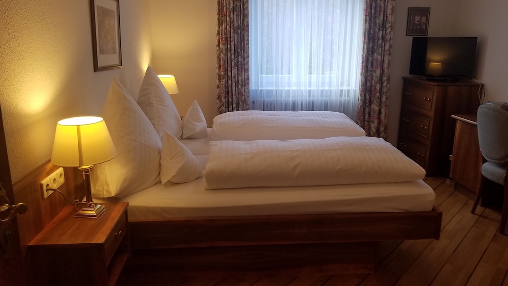 Double Room, 1 King Bed, Non Smoking photo 2
