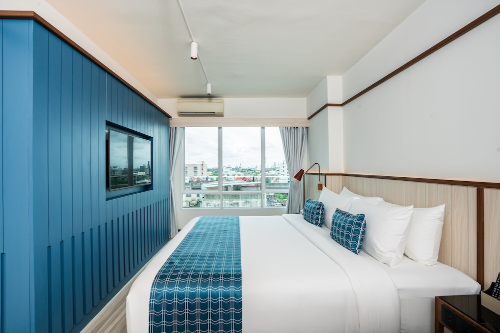 Grand Corner Suite photo 3