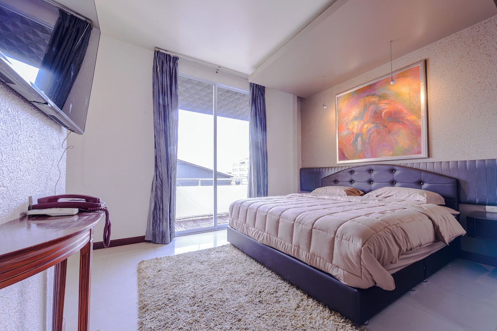 Exclusive Duplex